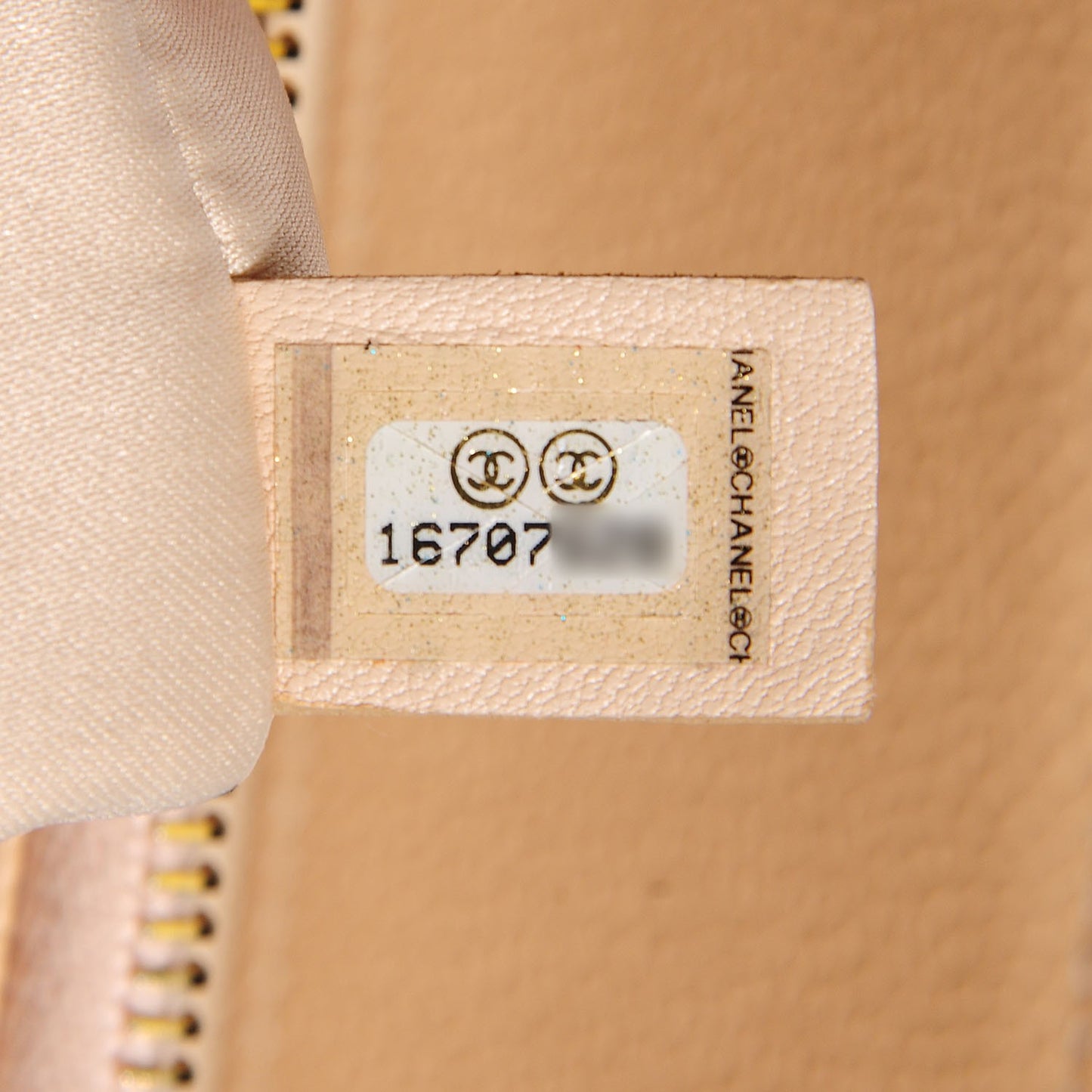 Caviar Quilted Grand Shopping Tote GST Beige Clair