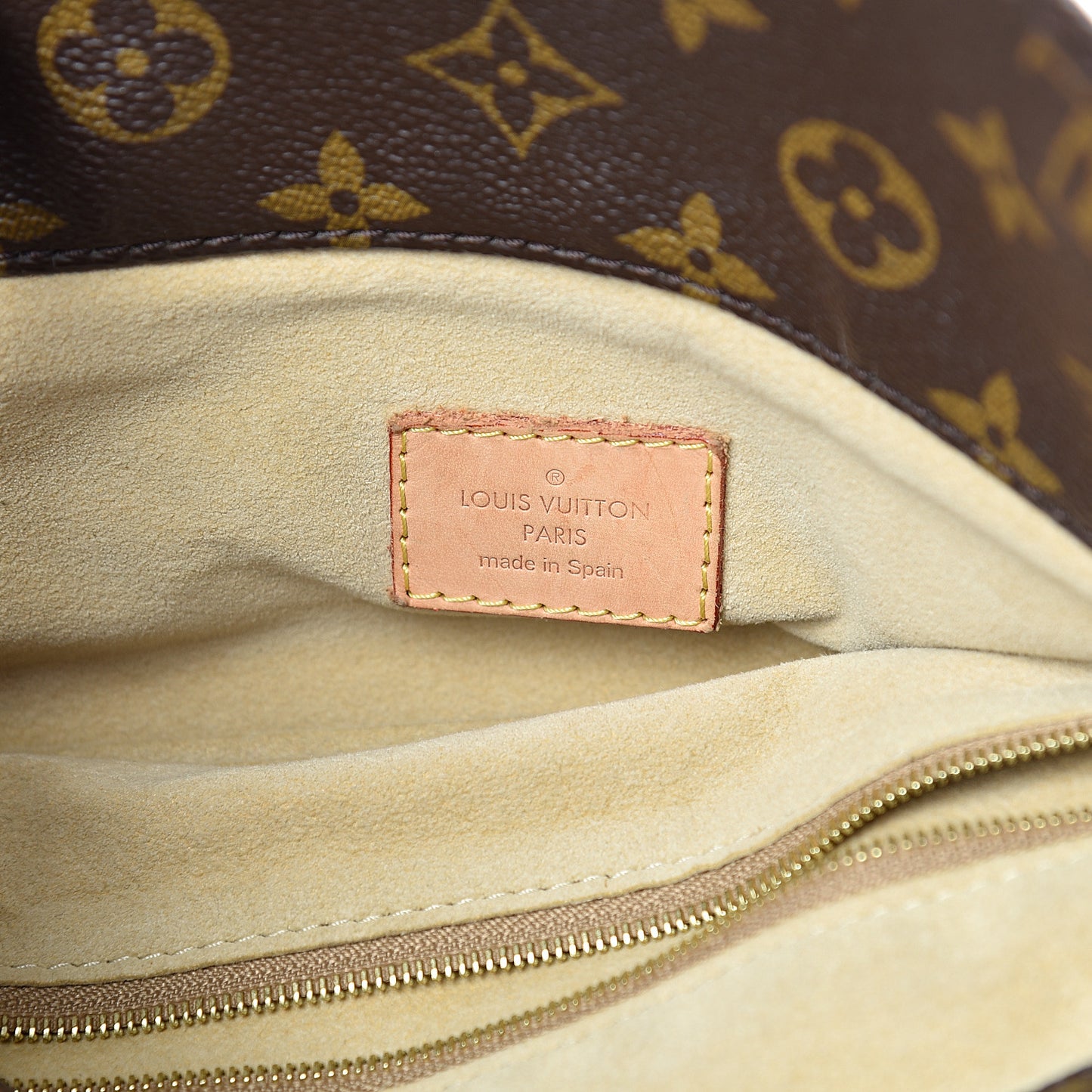 Monogram Artsy MM