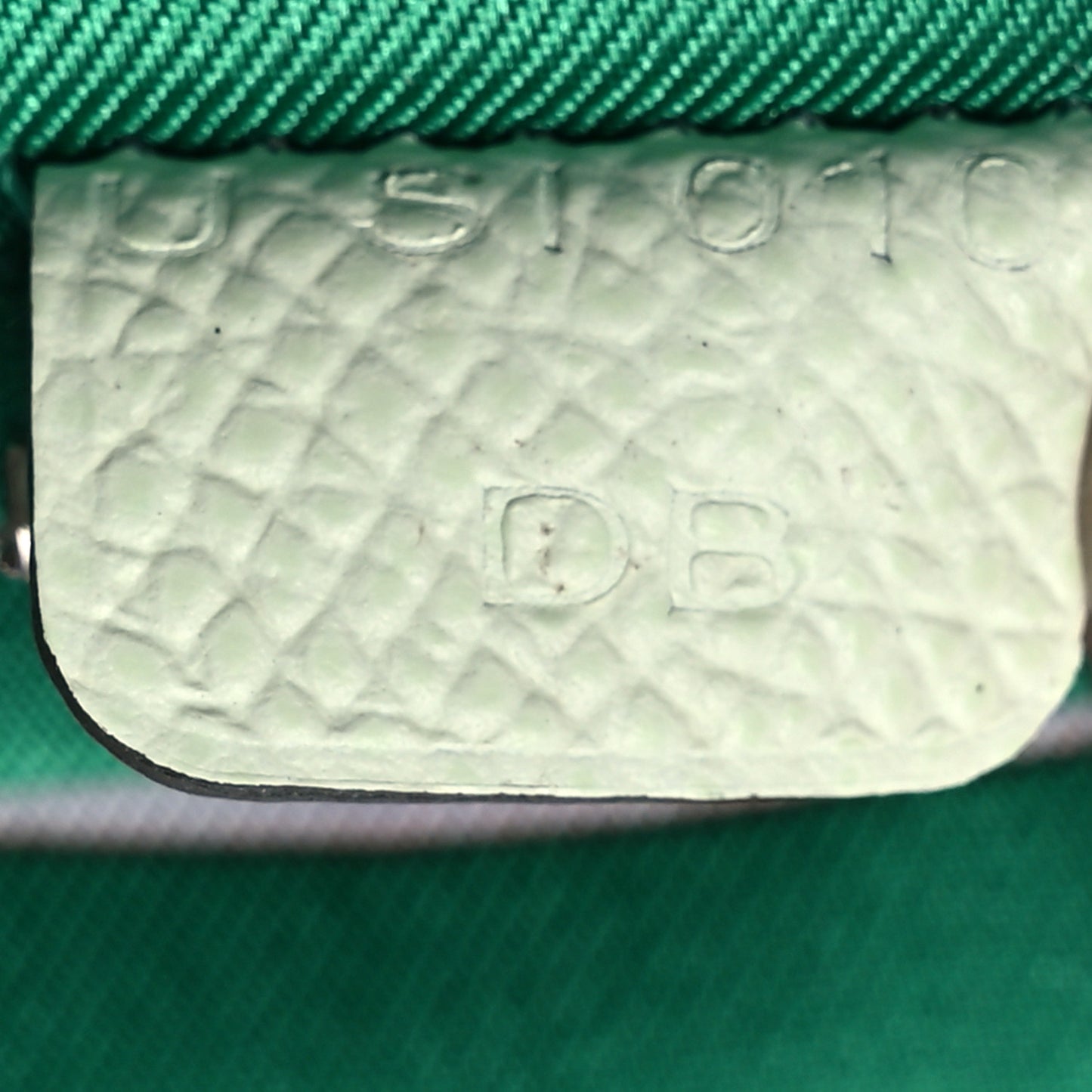 Epsom Silk'In Wallet Vert Fizz