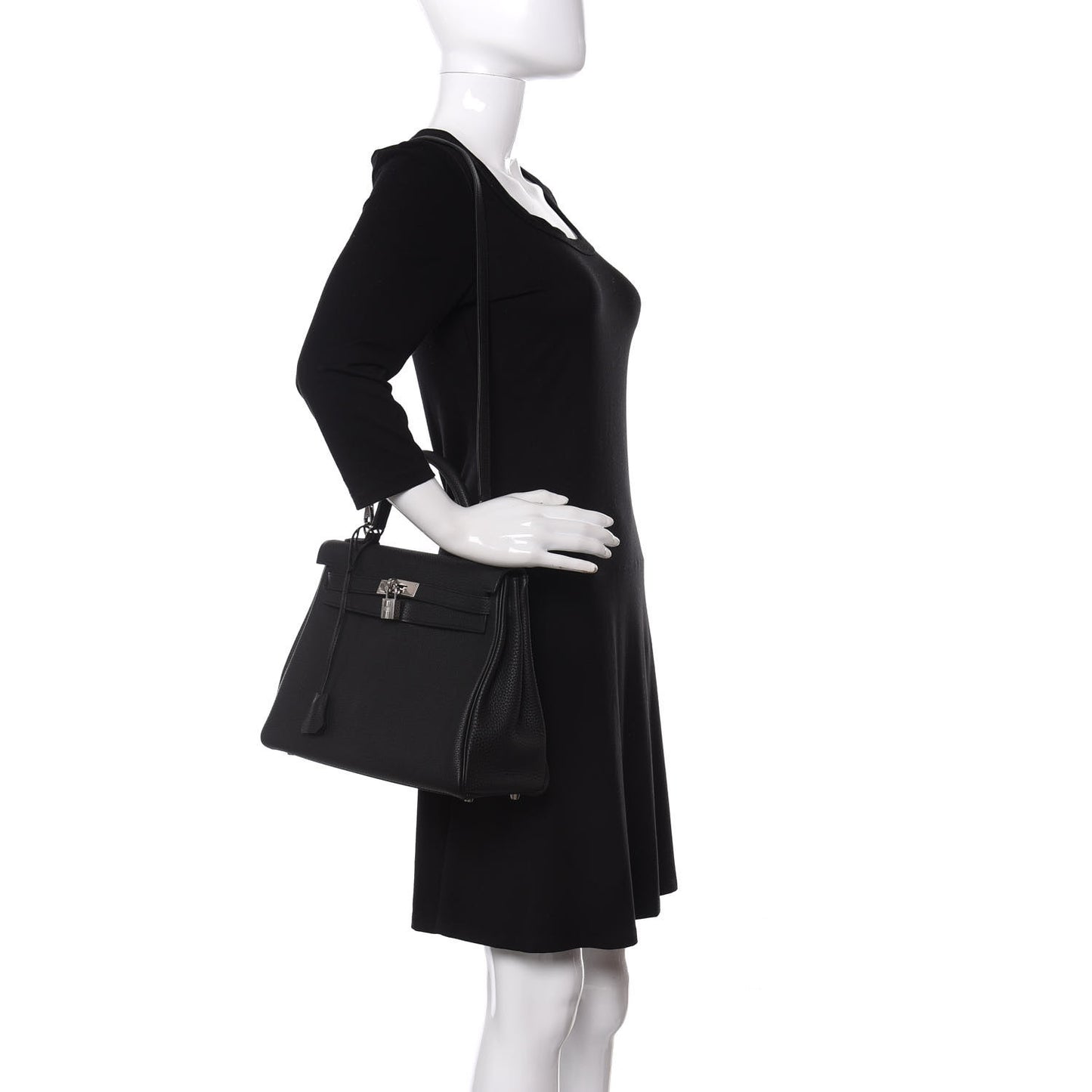 Togo Kelly Retourne 32 Black