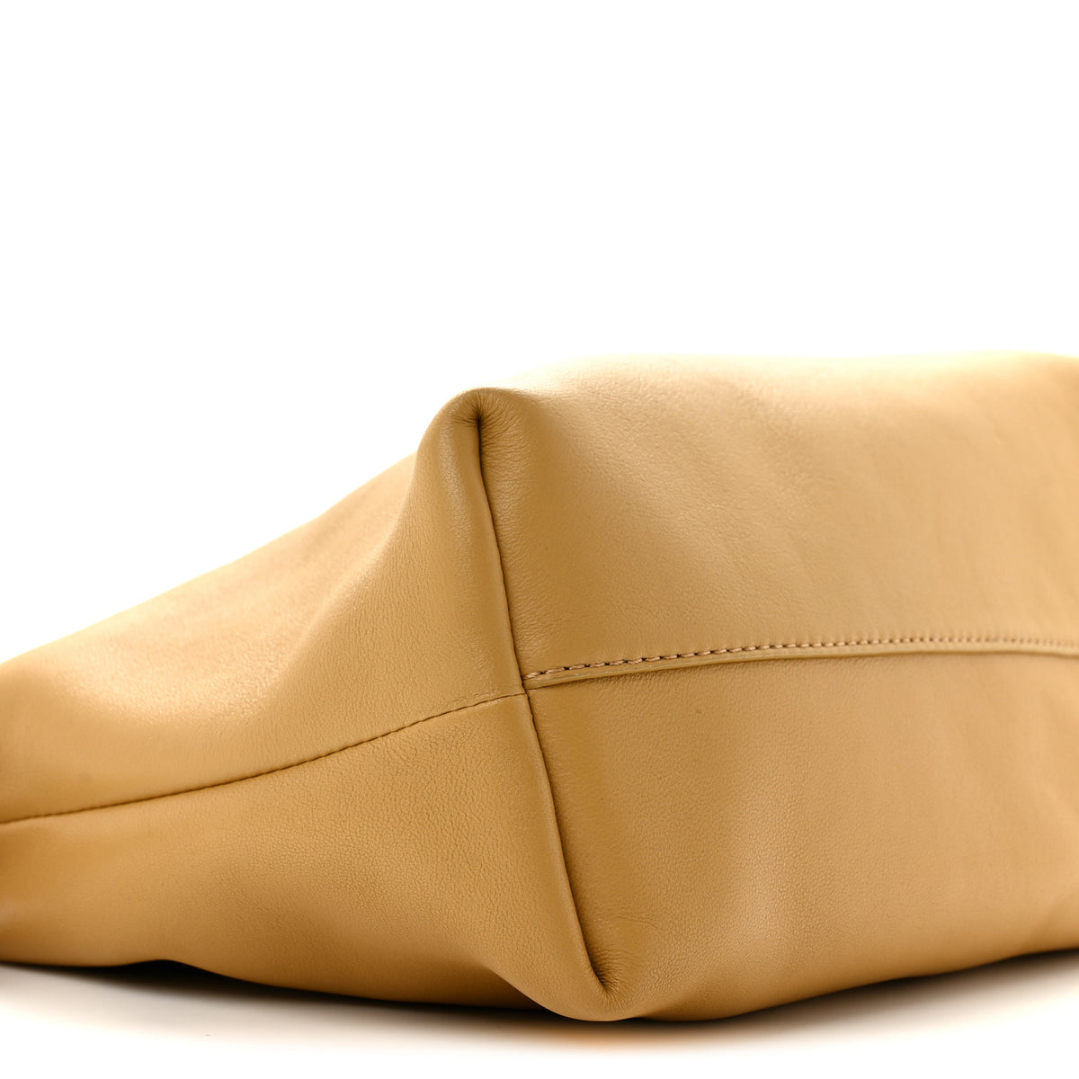 Mellow Nappa Donut Medium Chain Flamenco Knot Clutch Sahara