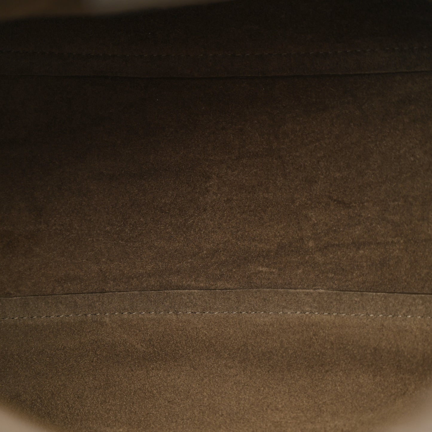 Heavy Grain Iris Tote Olive Green