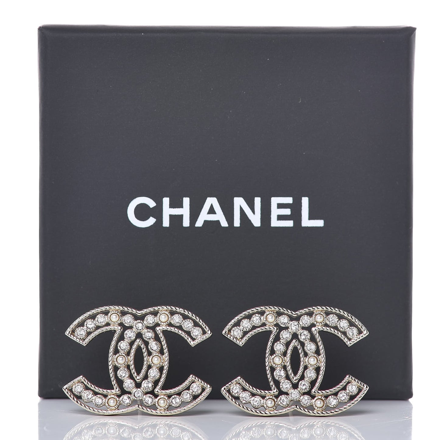 Pearl Crystal Sparkling Pearls CC Earrings Light Gold