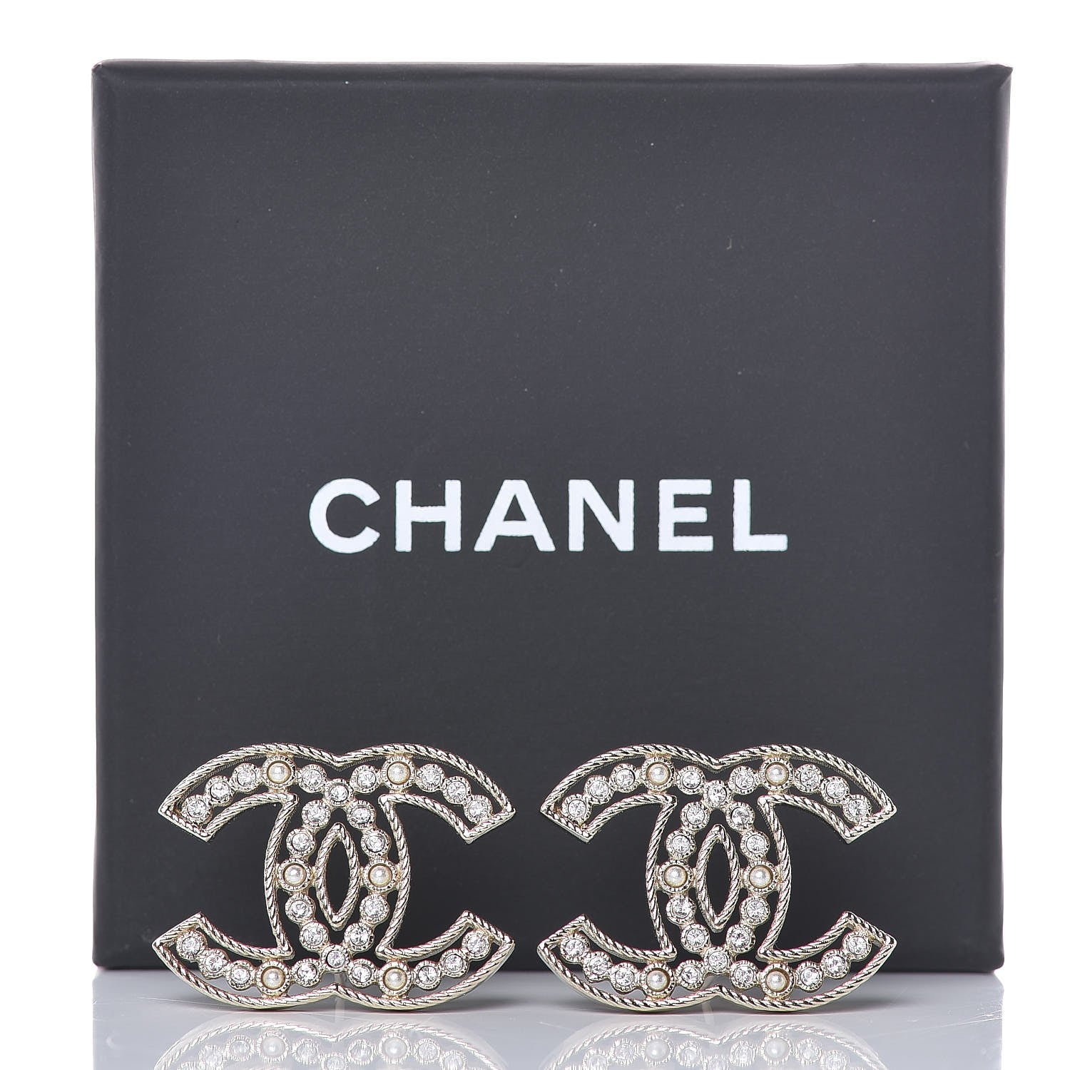 Chanel Pearl Crystal Sparkling Pearls CC Earrings Light Gold 5 of 5
