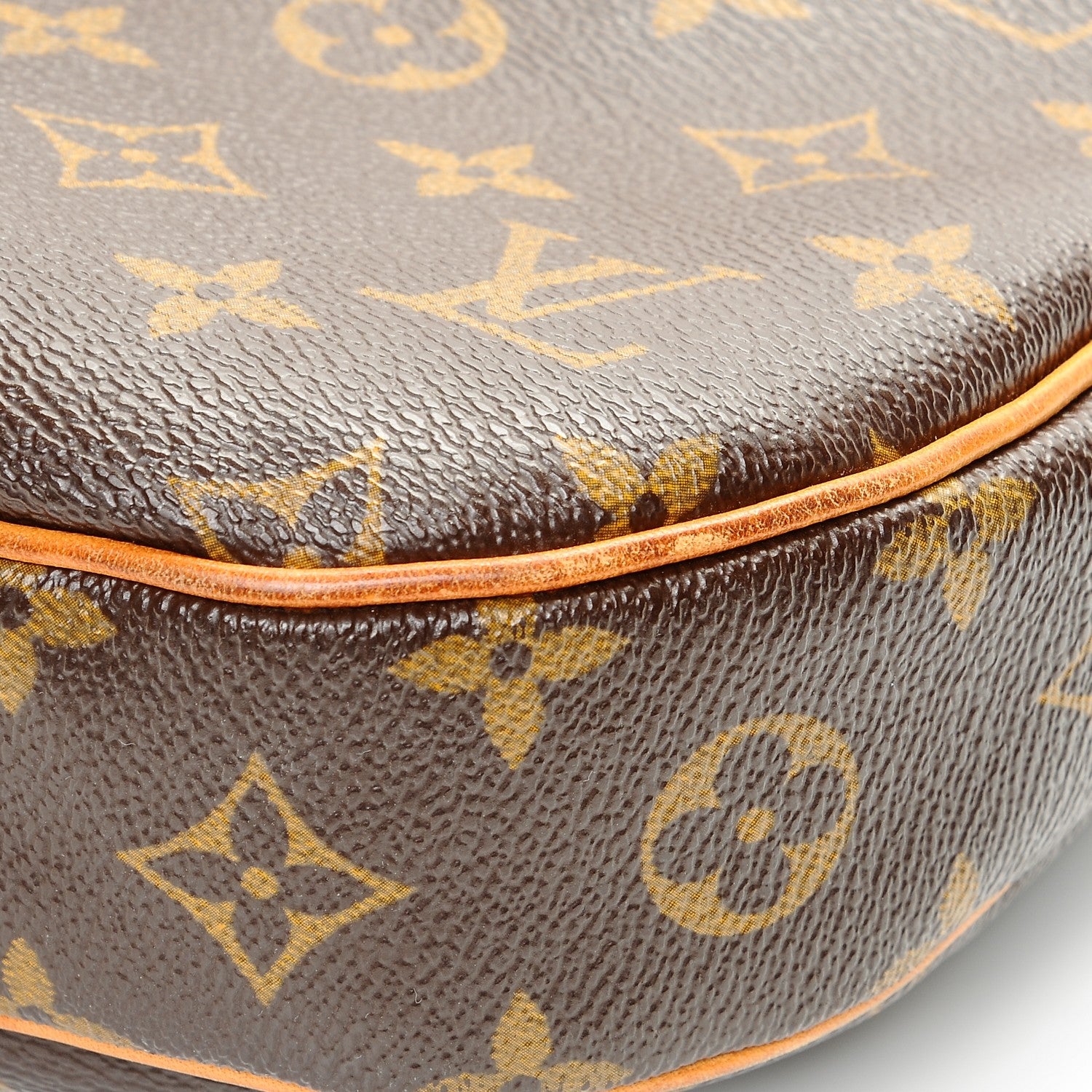Louis Vuitton Monogram Odeon MM 7 of 7