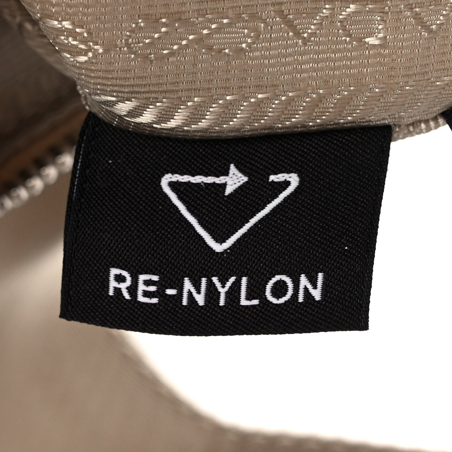 Prada Nylon Re-Edition 2005 Shoulder Bag Deserto 8 of 12