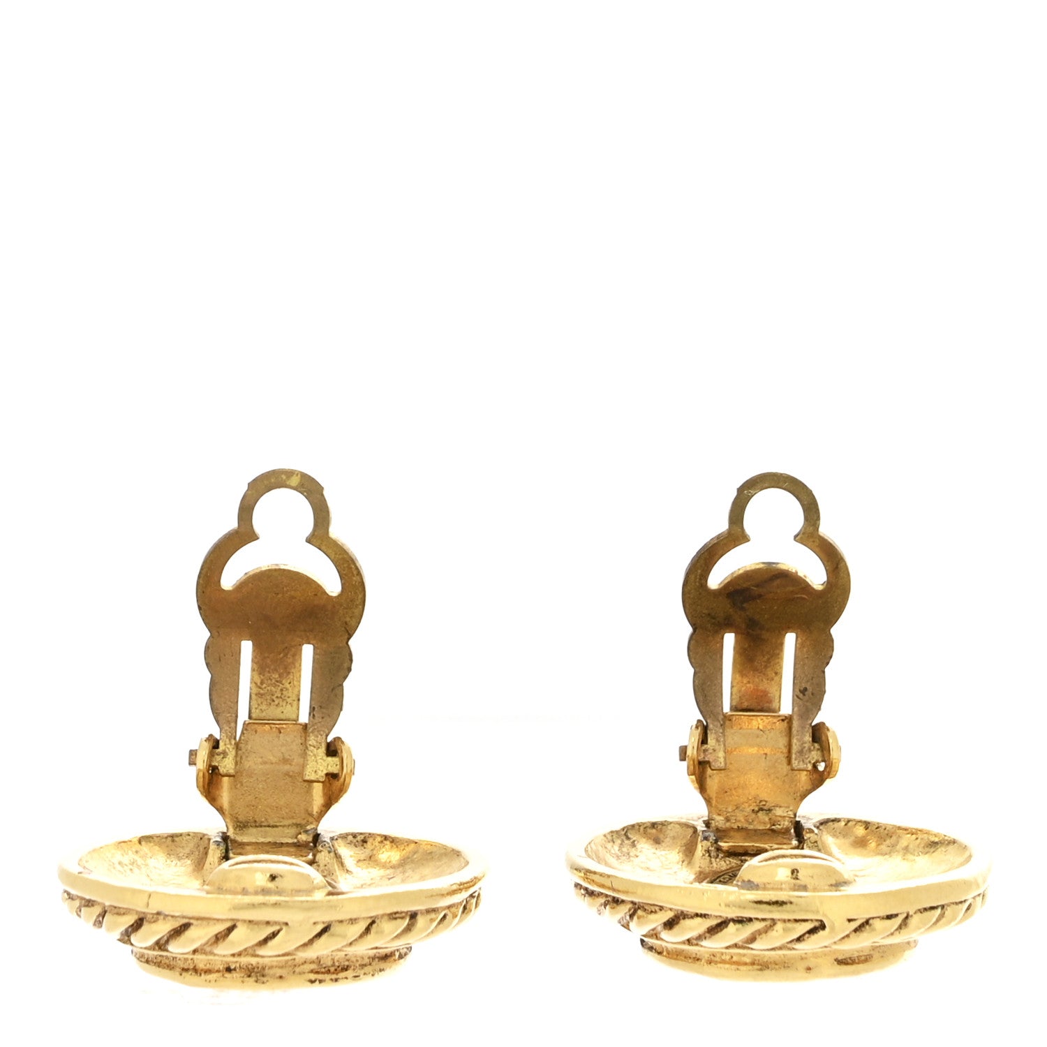 Chanel Round CC Clip On Earrings Gold 3 of 4