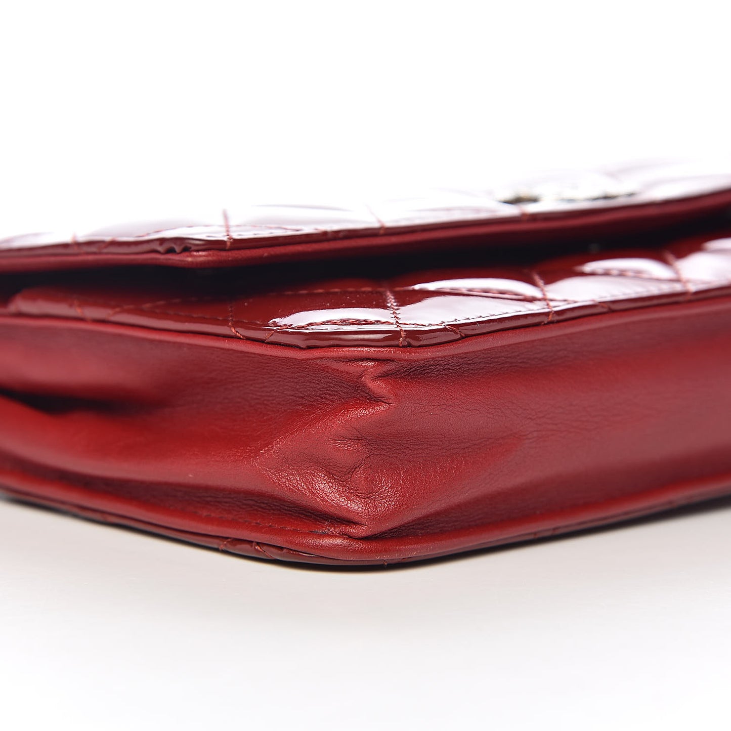 Patent Quilted Brilliant Wallet On Chain WOC Red