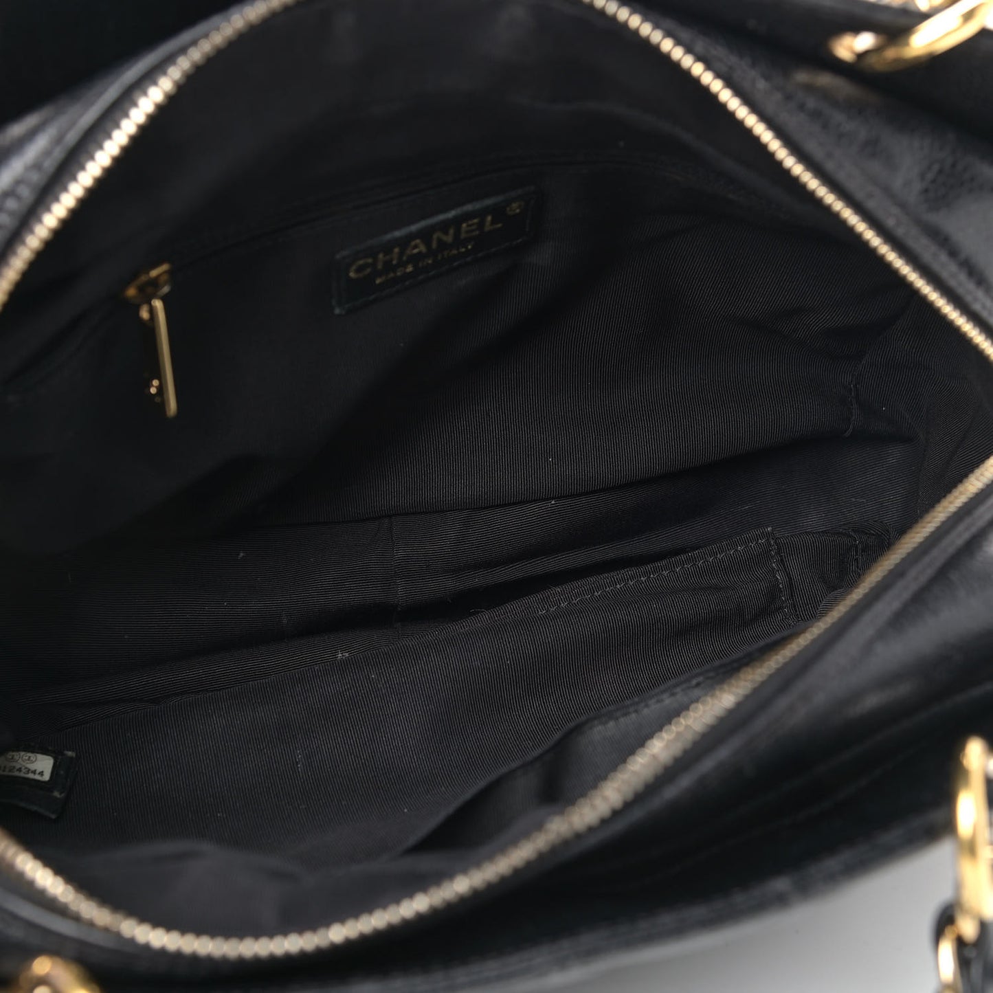 Caviar Quilted Petit Timeless Tote PTT Black