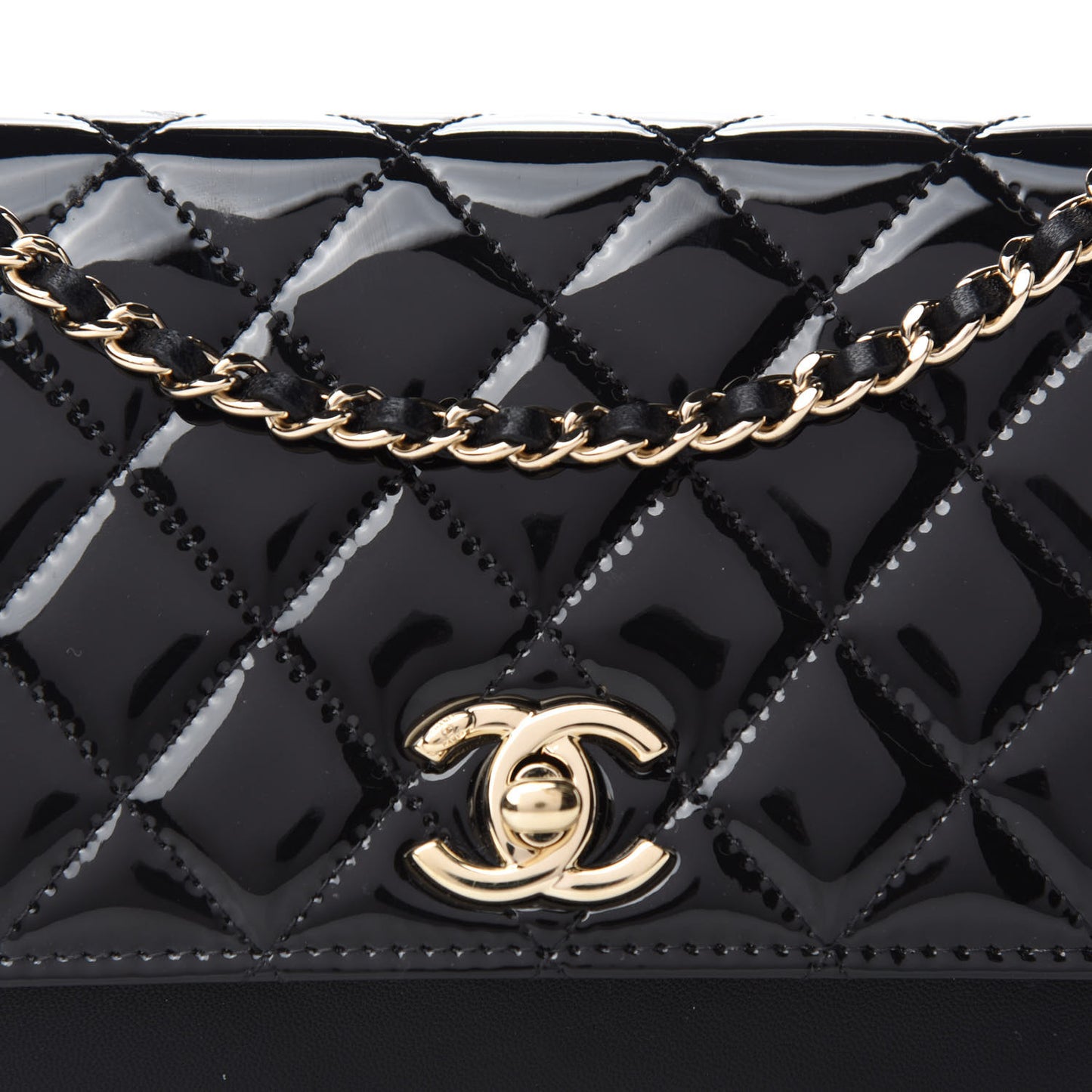 Patent Lambskin Quilted Wallet On Chain WOC Black