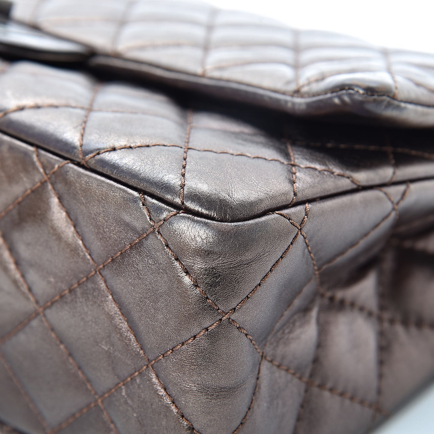 Metallic Aged Calfskin 2.55 Reissue 226 Flap Bronze