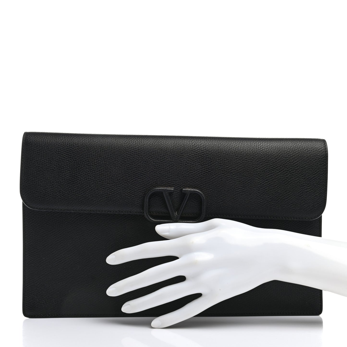 Grained Calfskin VSling Pouch Black