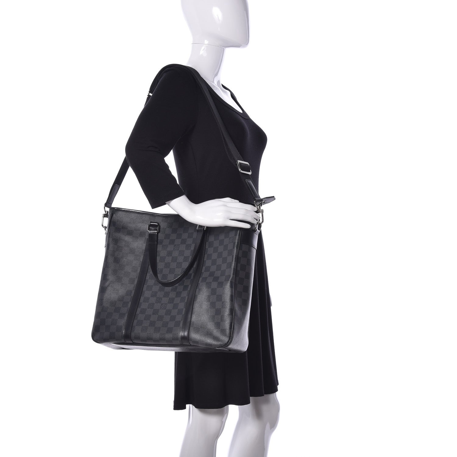 Louis Vuitton Damier Graphite Tadao 3 of 20