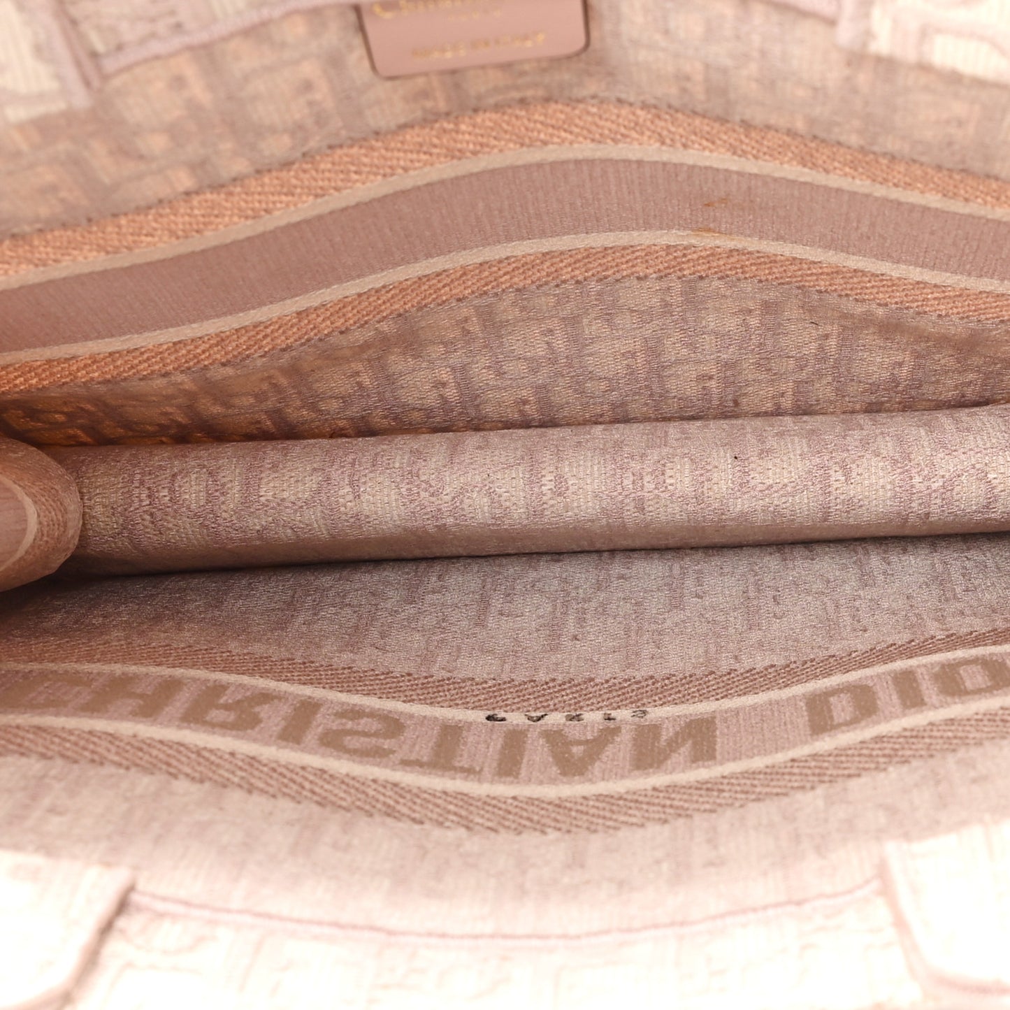 Oblique Medium Book Tote Rose Des Vents
