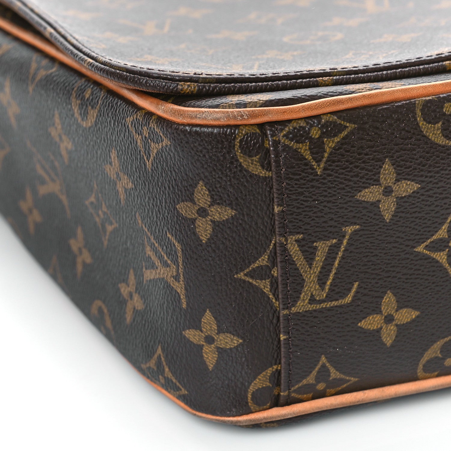 Louis Vuitton Monogram Valmy MM Messenger Bag 6 of 11