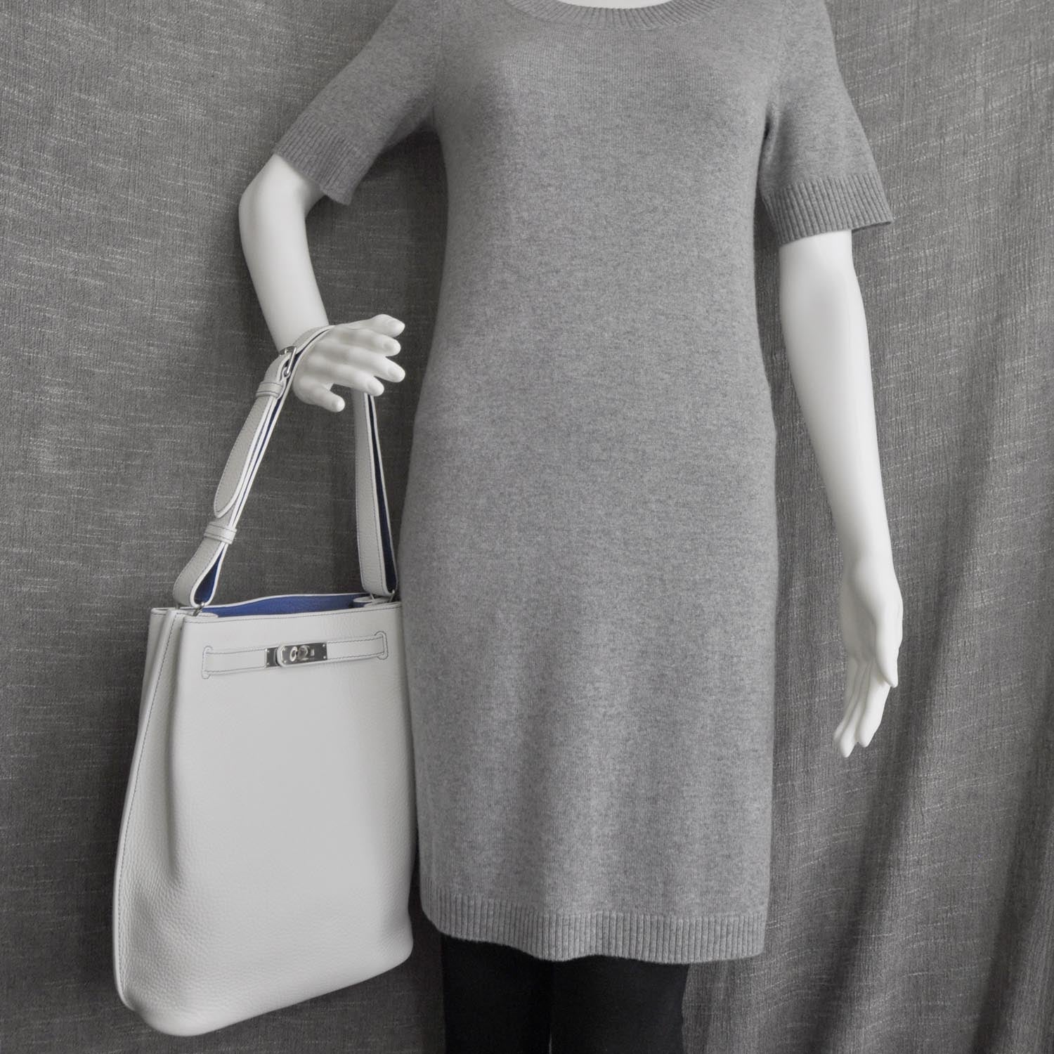 Hermes Taurillon Clemence SO KELLY 26 Blanc and Mykonos 2 of 10