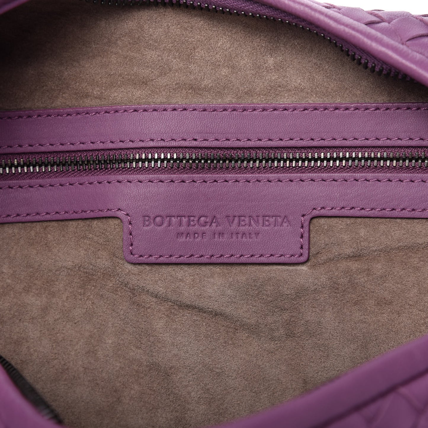 Nappa Intrecciato Large Belly Veneta Hobo Corot