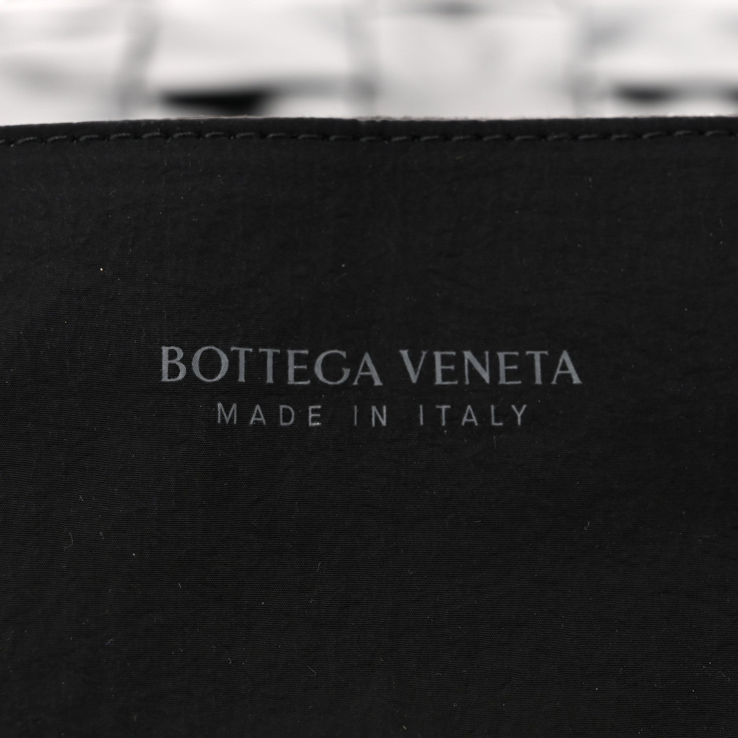 Bottega Veneta Paper Calfskin Maxi Intrecciato The Cassette Case Black 7 of 11