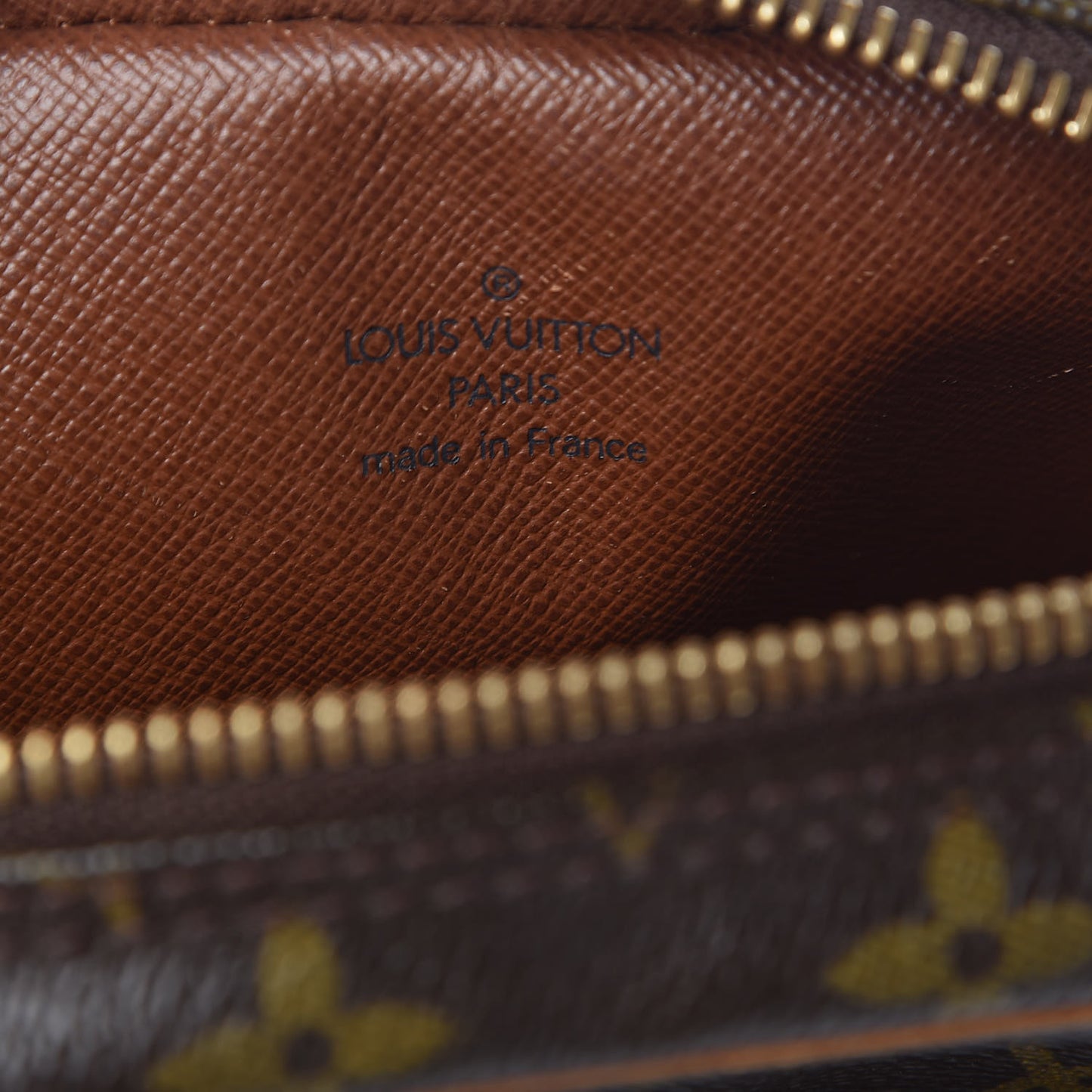 Monogram Amazone