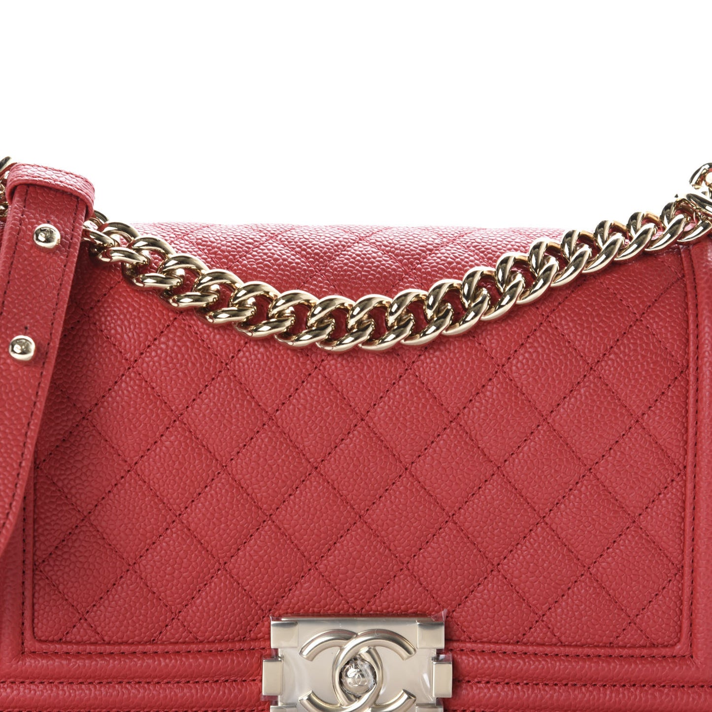 Caviar Quilted Medium Boy Flap Red
