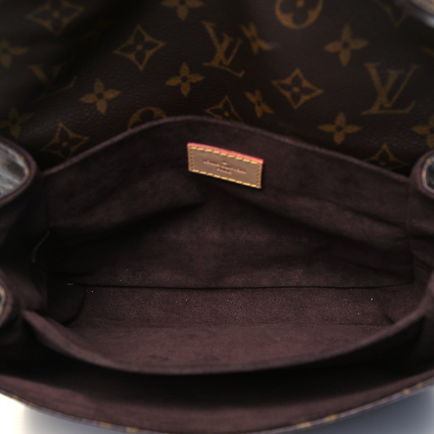 Louis Vuitton Monogram Pochette Metis 7 of 9