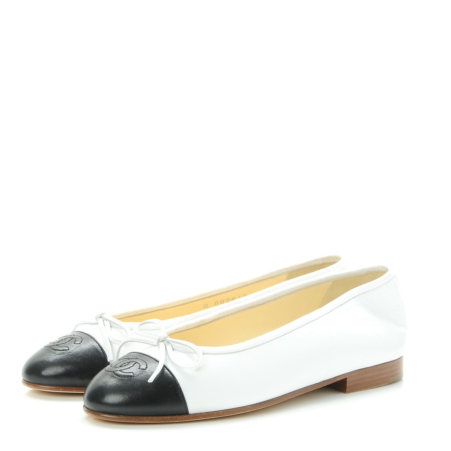 Lambskin Cap Toe Ballerina Flats 35 White Black