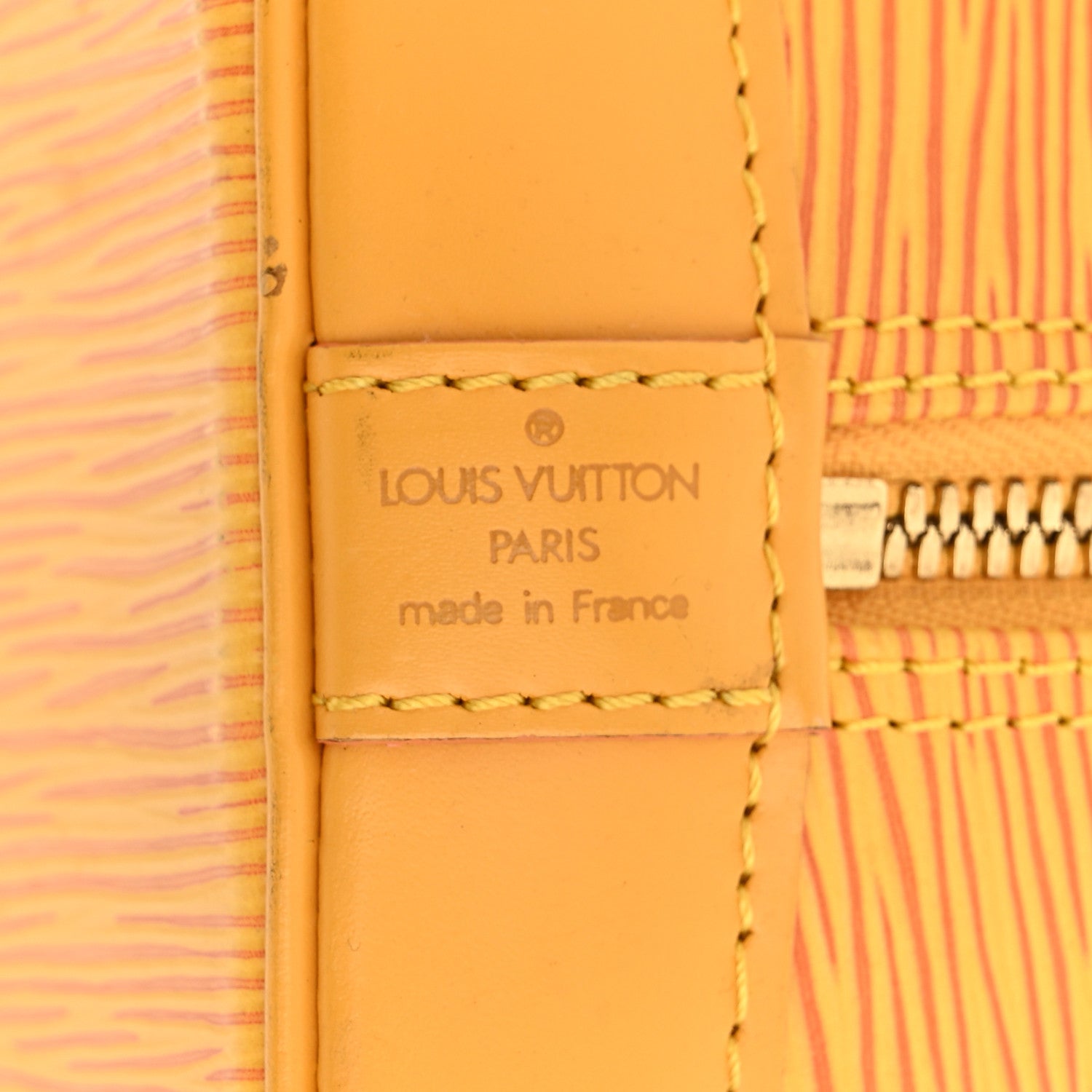 Louis Vuitton Epi Alma PM Tassil 6 of 12