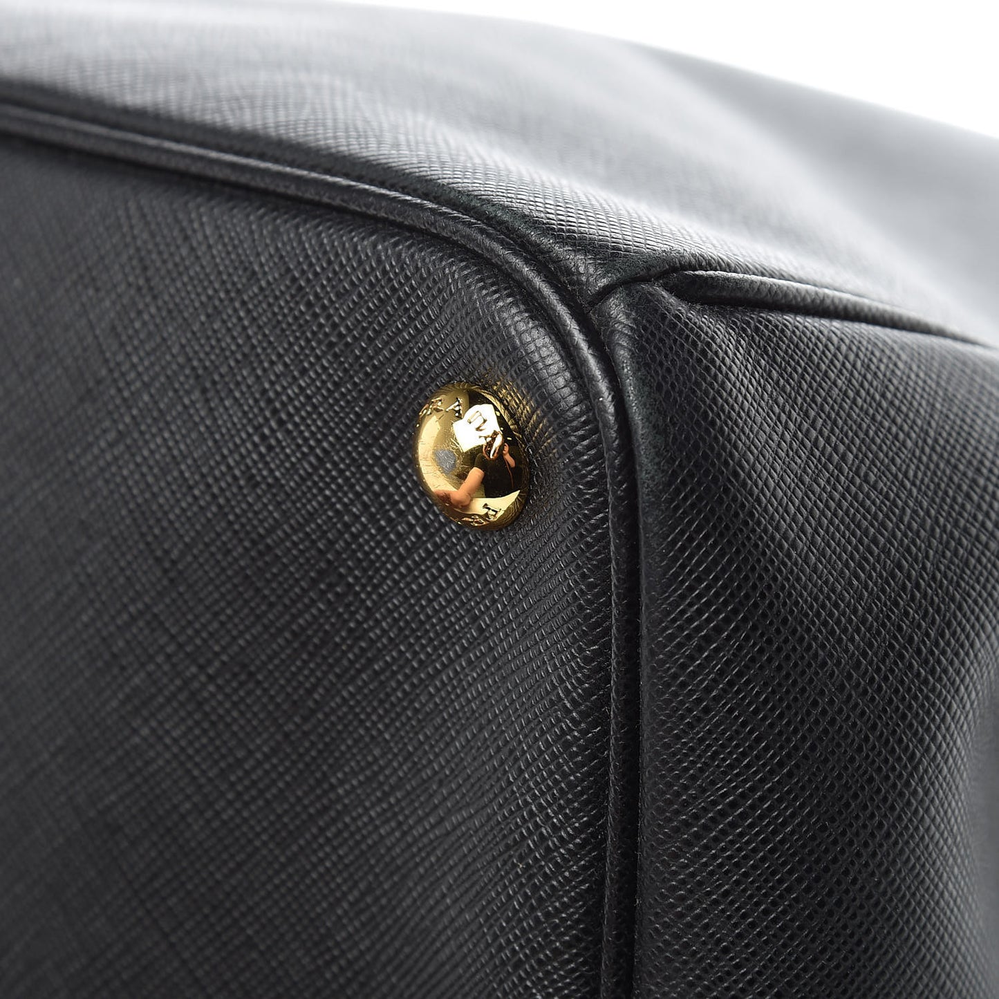 Saffiano Lux Extra Large Galleria Double Zip Tote Black