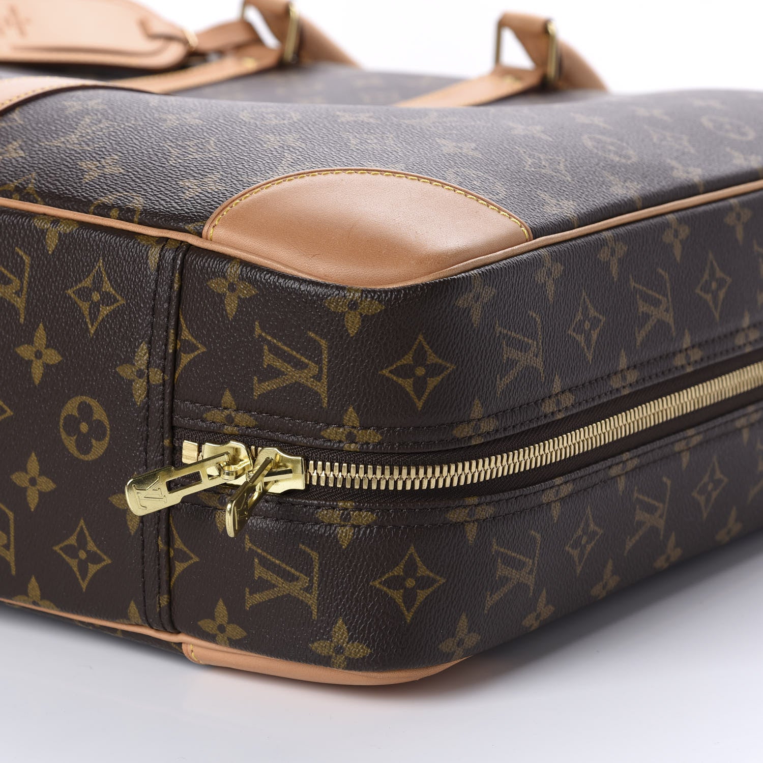 Louis Vuitton Monogram Sirius 50 6 of 8