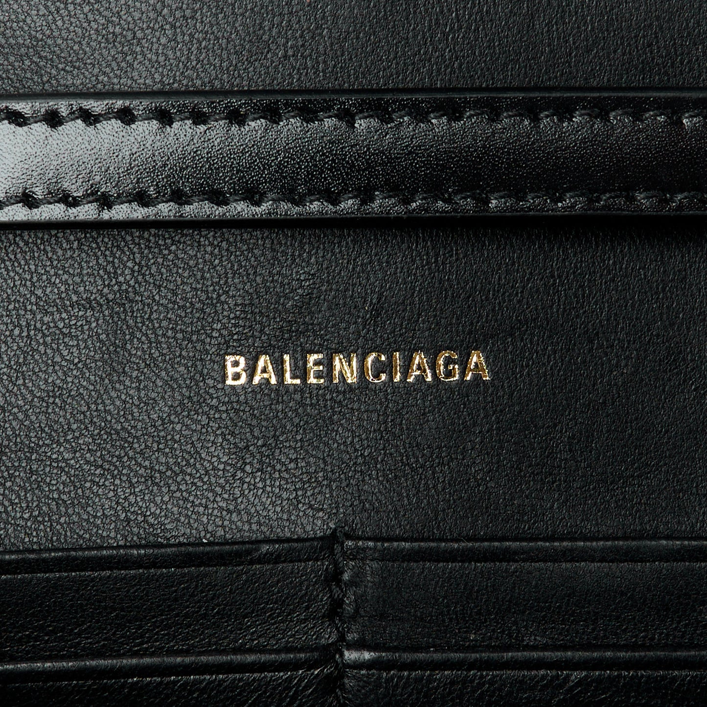 Shiny Box Calfskin Hourglass Chain Bag Black