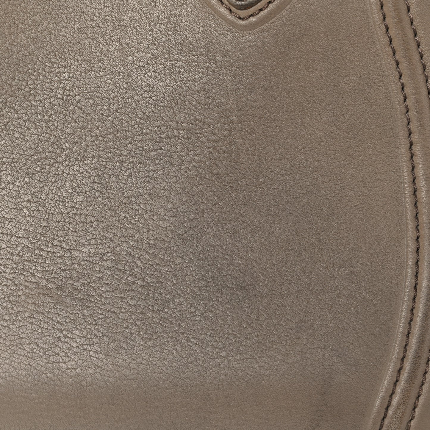 Grained Calfskin Medium Phantom Luggage Taupe
