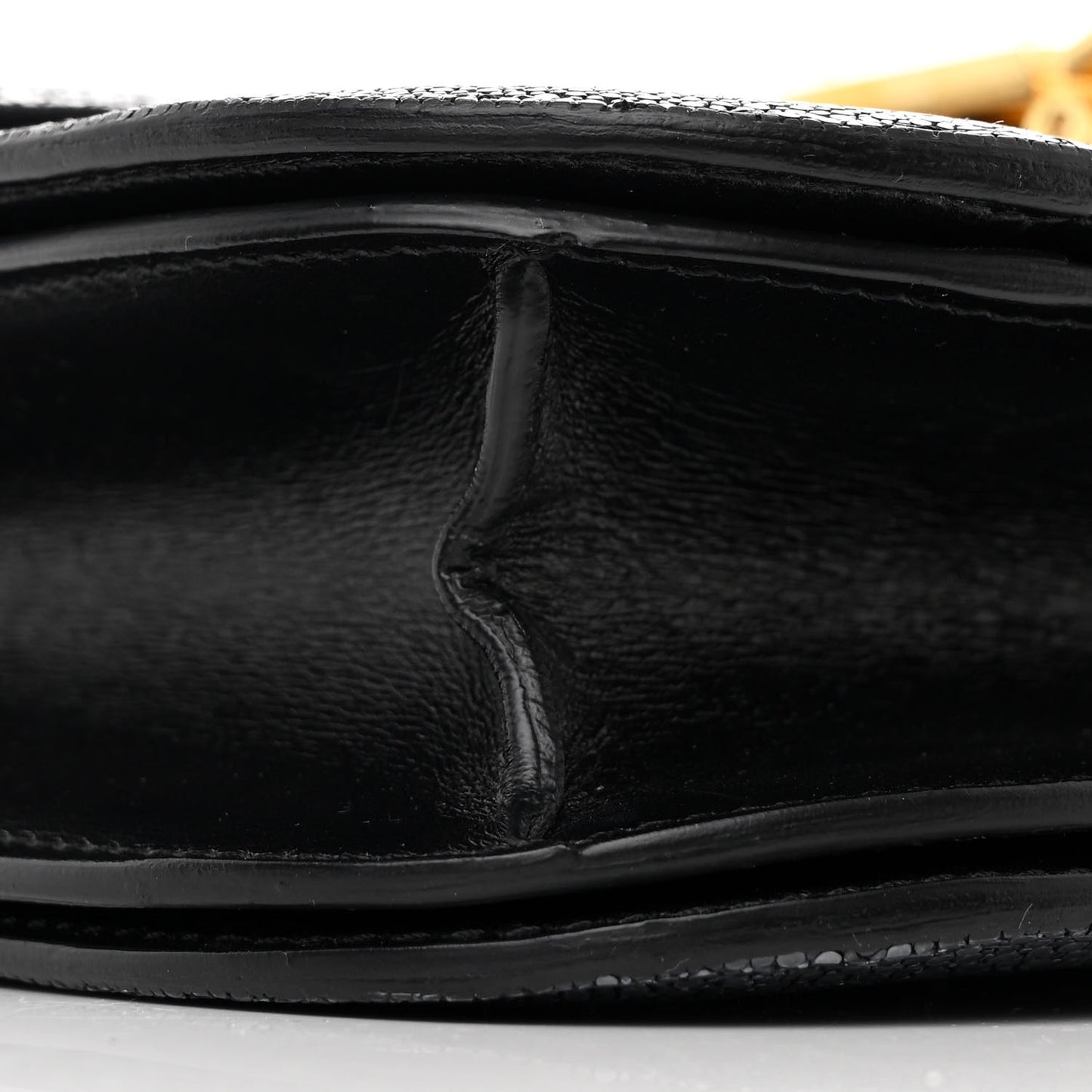 Stingray Medium Classic Box Flap Bag Black