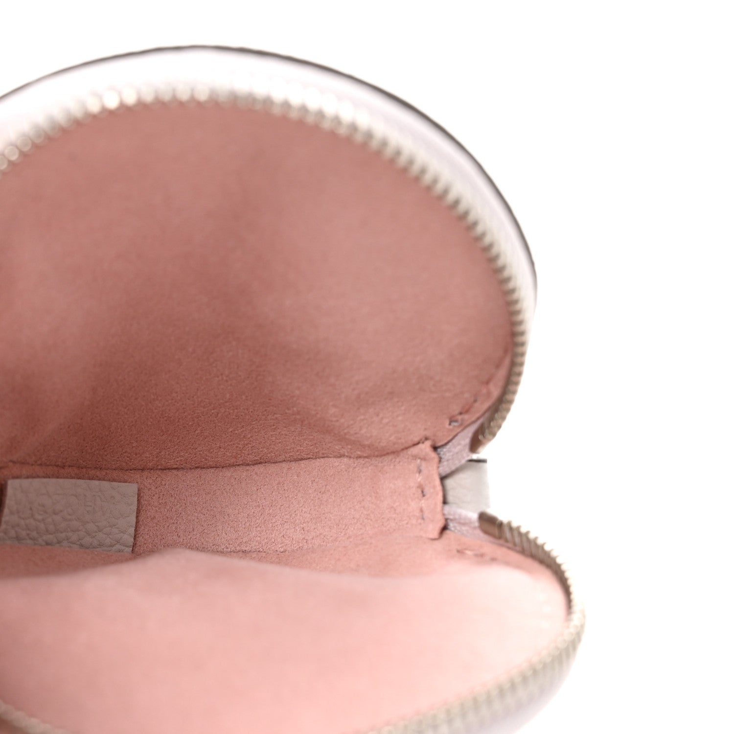 Louis Vuitton Mahina Round Coin Purse Brume 5 of 8