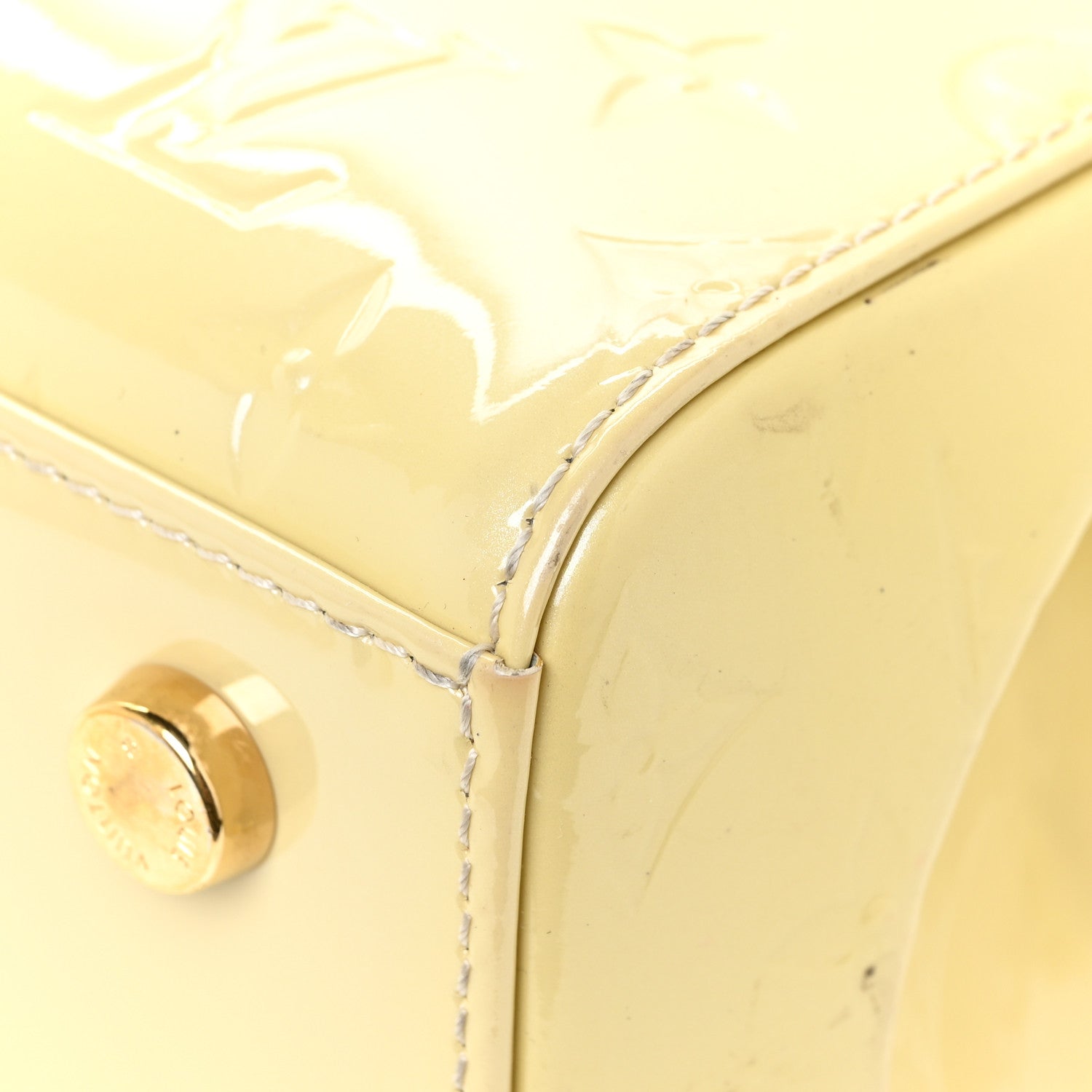 Louis Vuitton Vernis Brea GM Blanc Corail 9 of 20