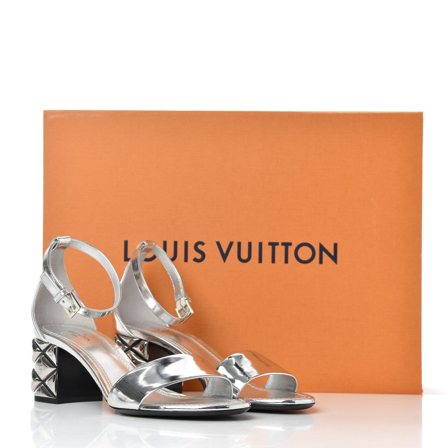 Louis Vuitton Calfskin Silver Light Sandal 37.5 Argent 16 of 16