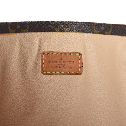 Louis Vuitton Monogram Sac Plat 6 of 12
