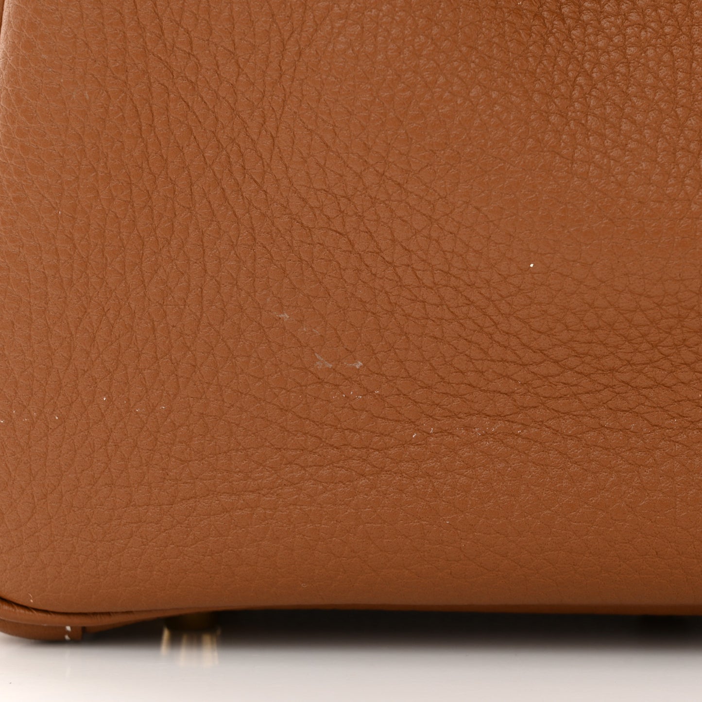 Taurillon Clemence Lindy 26 Gold