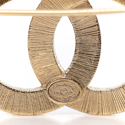 Chanel Pearl CC Mini Brooch Gold 3 of 4