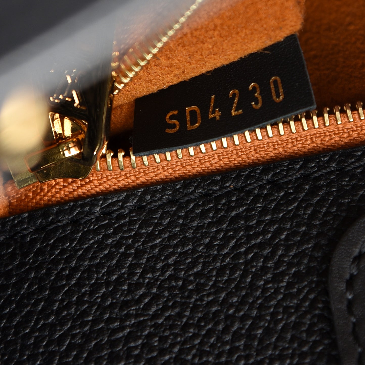Empreinte Monogram Giant Onthego MM Black