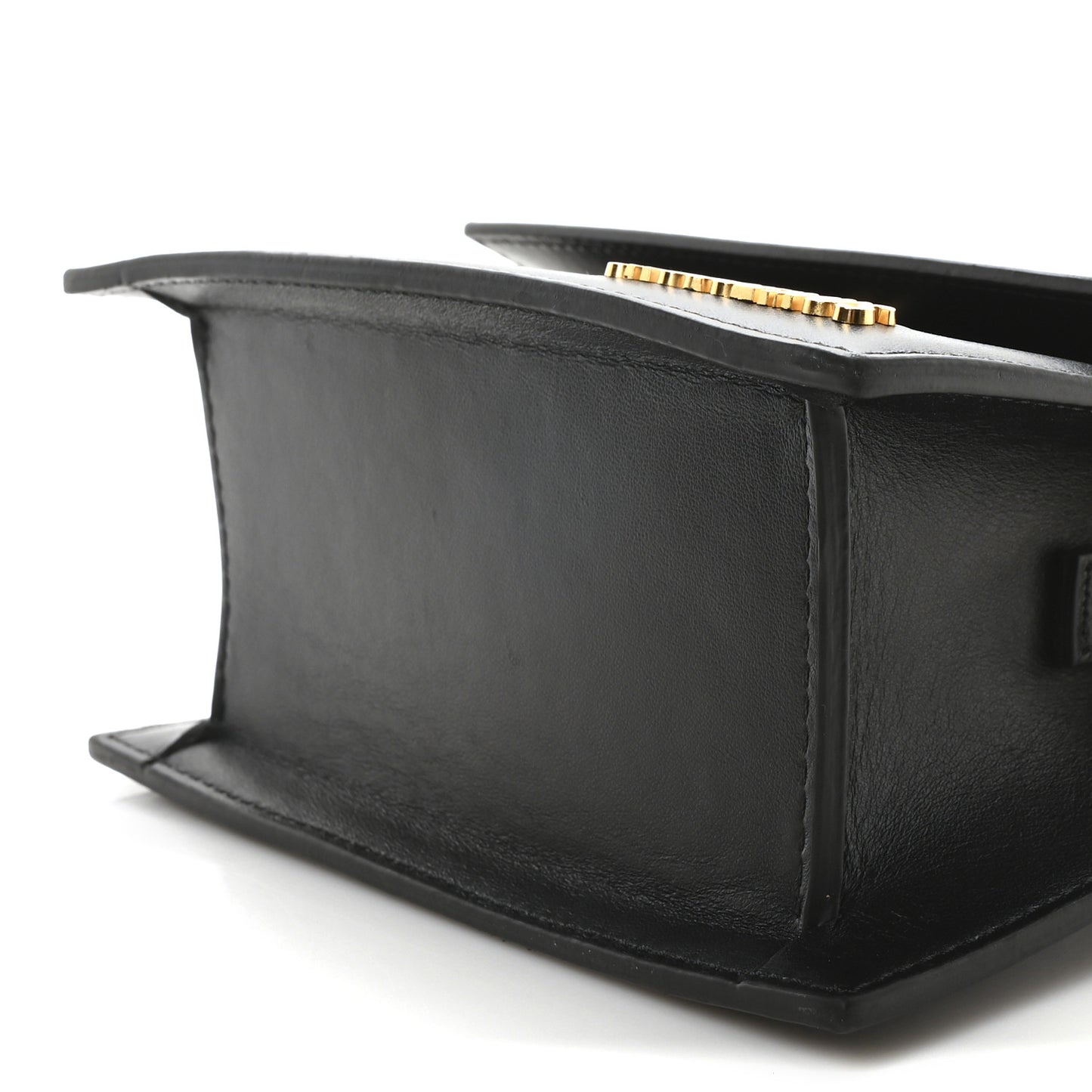 Smooth Calfskin Le Chiquito Moyen Black