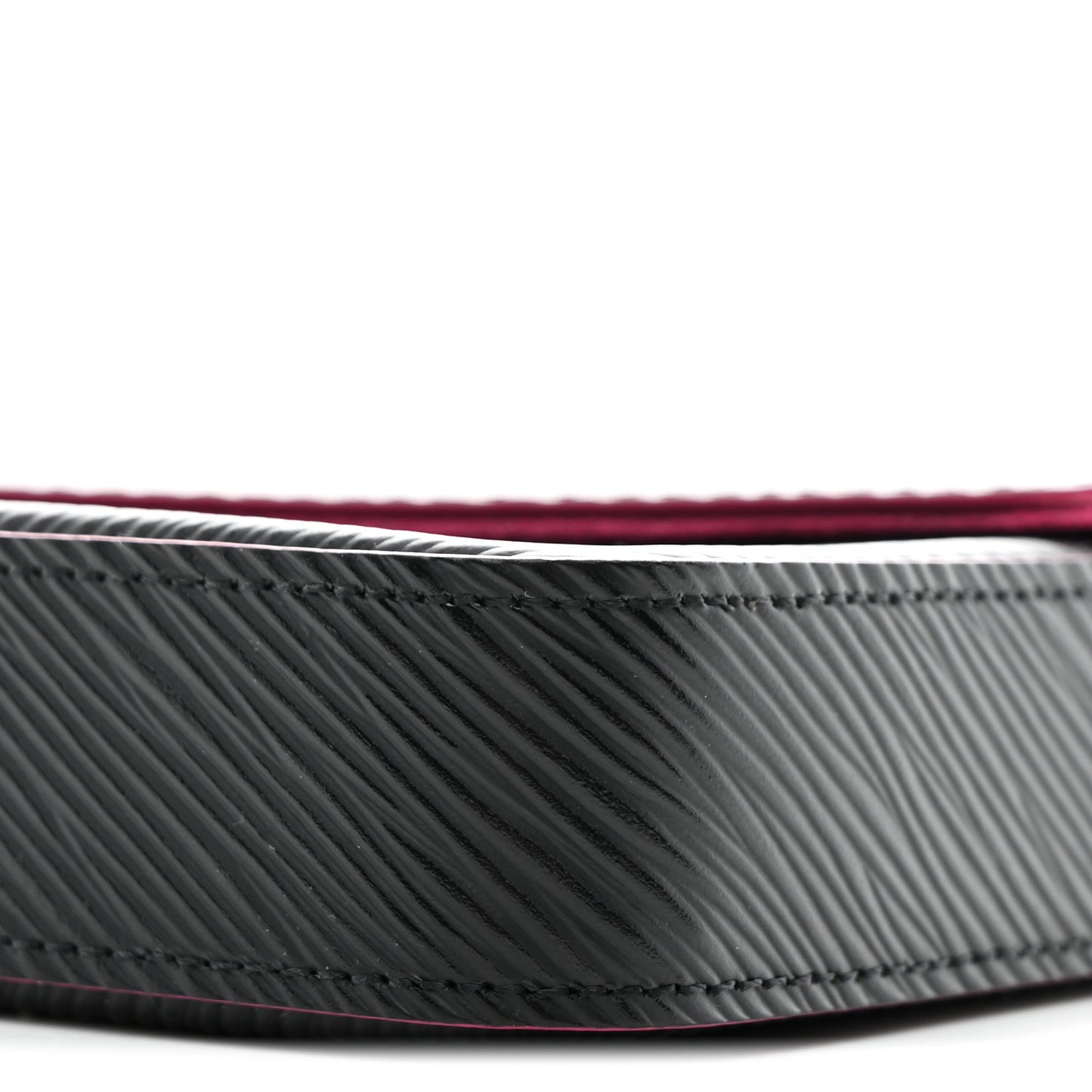Epi Pochette Felicie Black Hot Pink