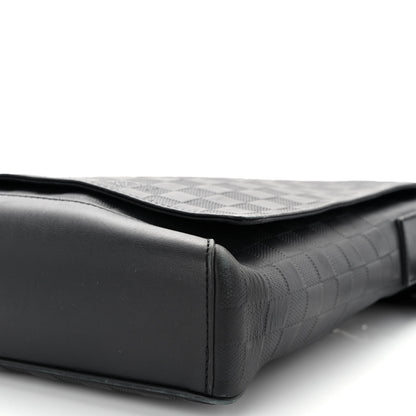 Louis Vuitton Damier Infini District MM Onyx 9 of 9