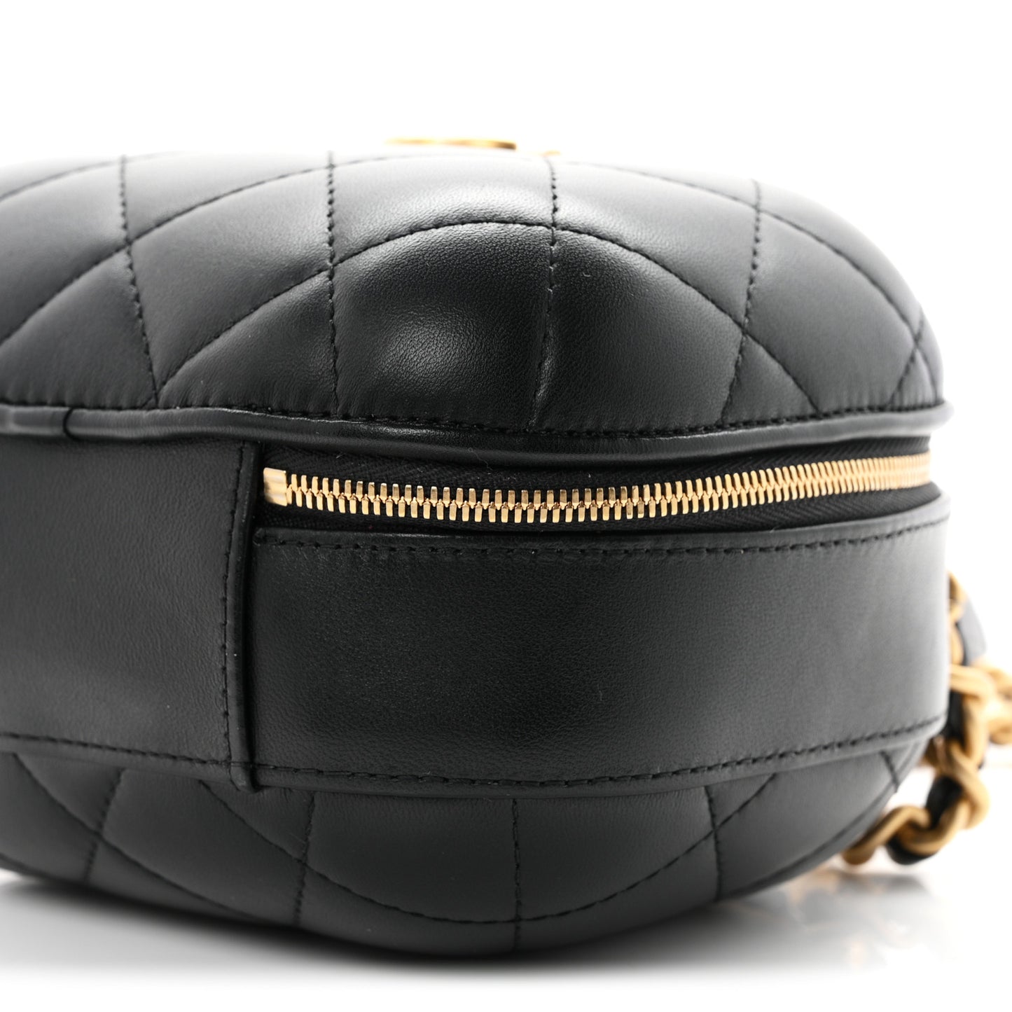 Lambskin Quilted CC Bubble Vanity Case With Chain Black