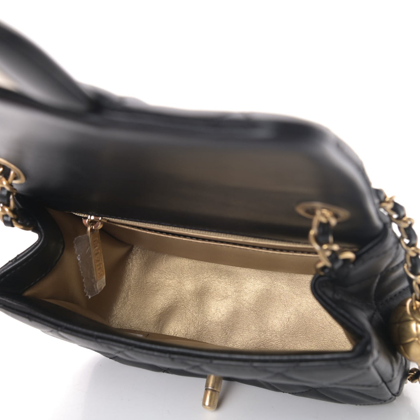 Lambskin Quilted Mini Pearl Crush Flap Black