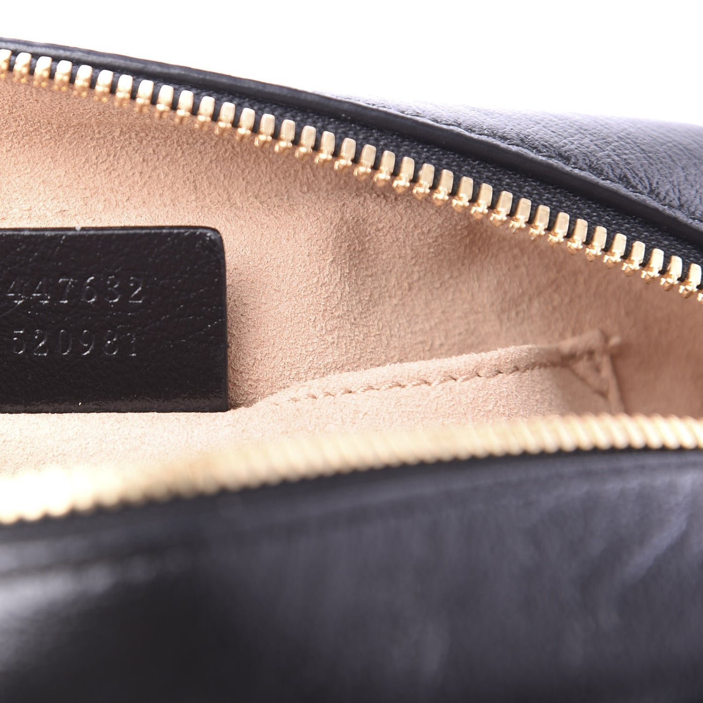 Monogram Matelasse Diagonal Small GG Marmont Chain Shoulder Bag Beige Black