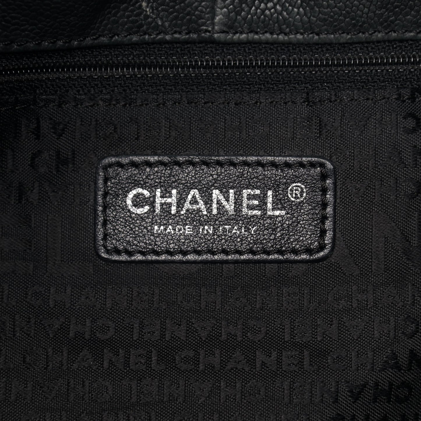 Distressed Caviar XL Coco Cabas Black