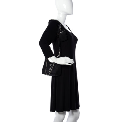 Prada Nylon Re-Edition 2005 Shoulder Bag Black 3 of 17