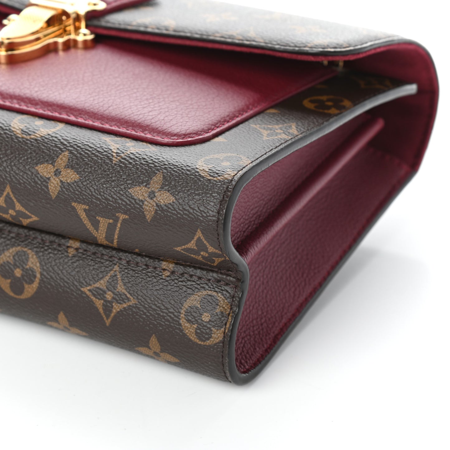 Monogram Victoire Raisin