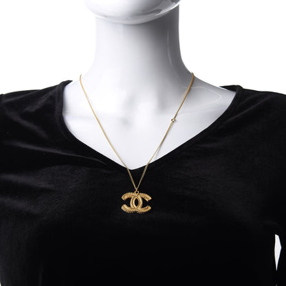 Chanel CC Necklace Matte Gold 2 of 4