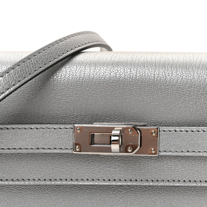 Hermes Metallic Chevre Chamkilight Kelly Wallet To Go Argent 7 of 10